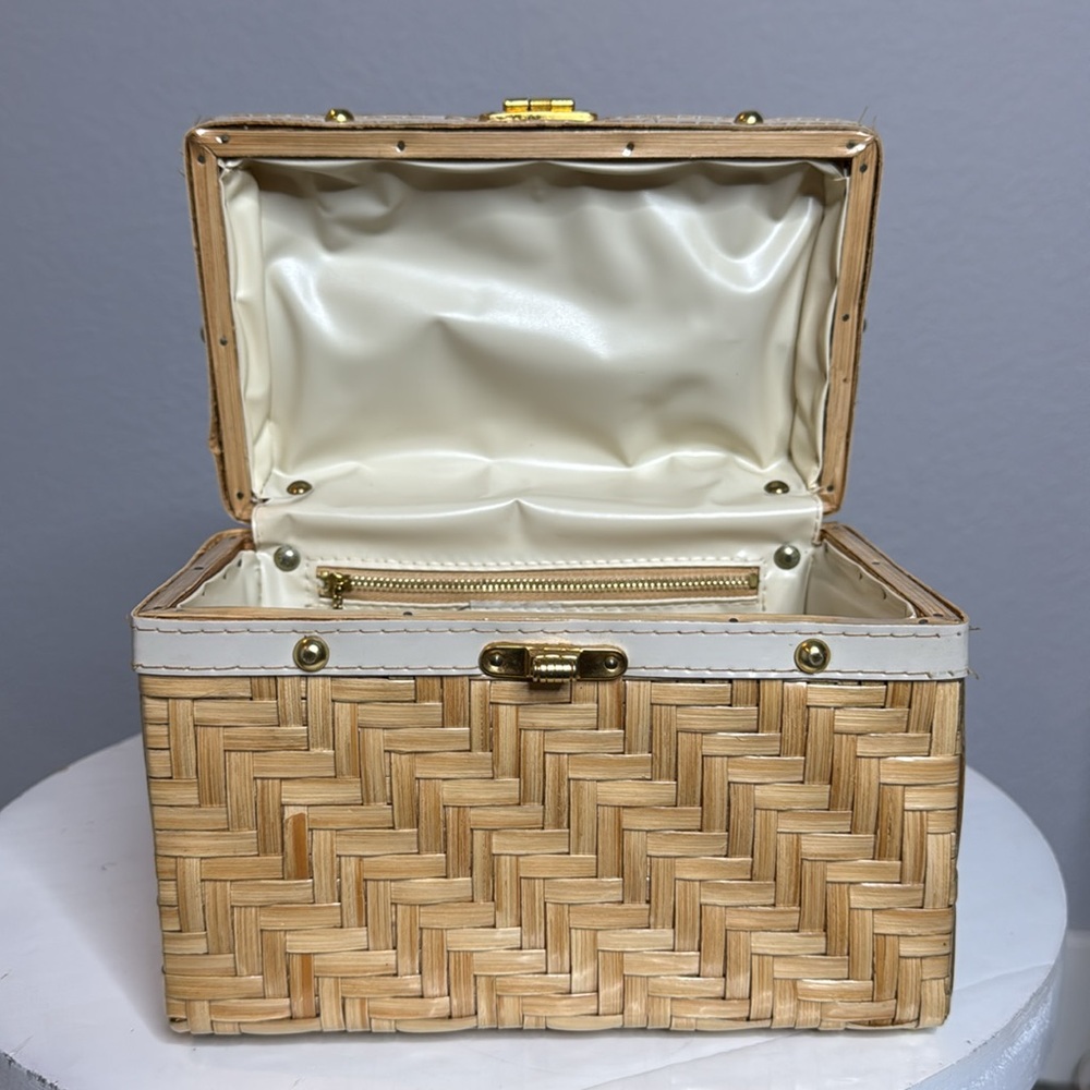 VINTAGE 1950s CHEVRON PATTERN STRAW WICKER WOVEN BOX HAND BAG - Picture 9 of 13
